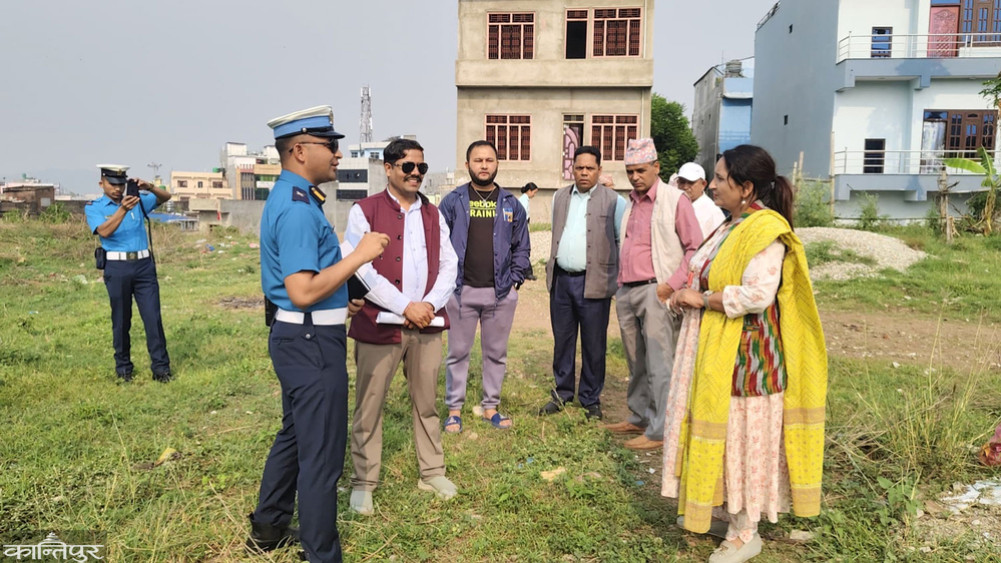 Birendra Nagar managing footpaths