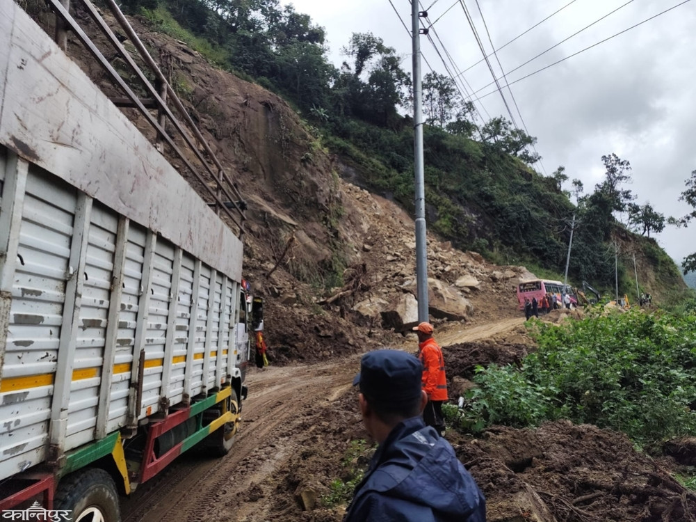 Kanti Lokpath reopens after 6 hours