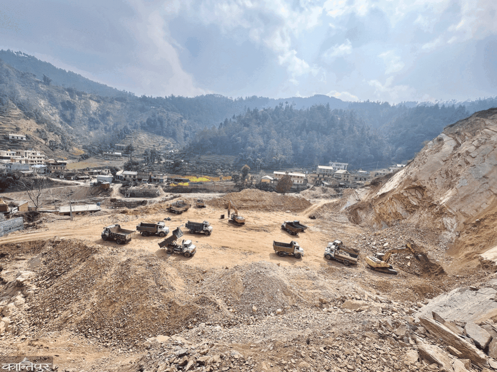 In Roshi's flood-affected area, the crusher is again a nuisance