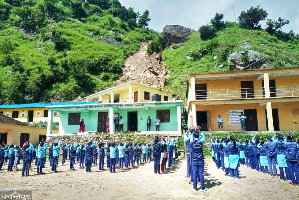 School closed due to risk of landslide opened