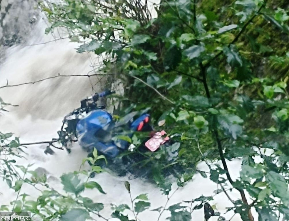 One person died in Solu when Sikhukhola swept away his motorcycle