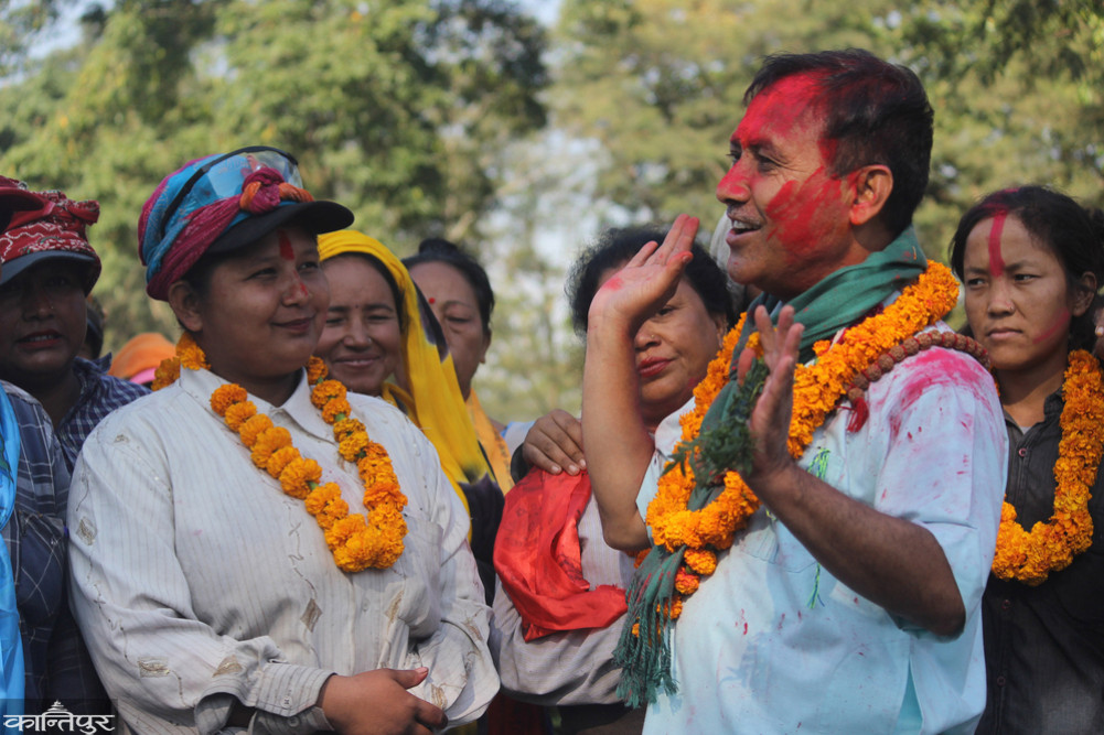 Who is the new face of the Congress in Jhapa-1 after Bishwa Prakash's announcement that he will not contest the election?