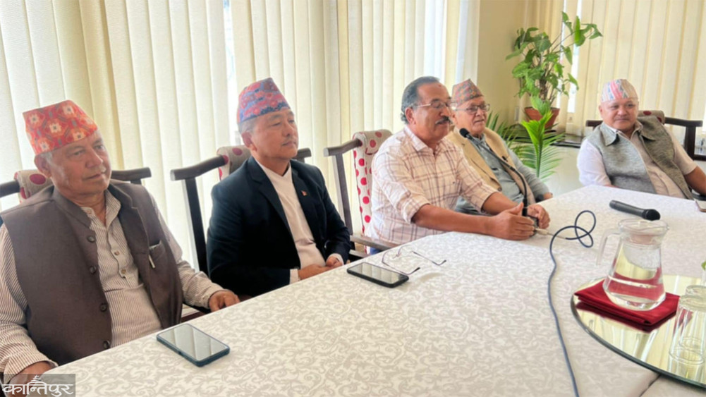 ”We are not trying to bring a king who will do a 'coup' like on January 19”