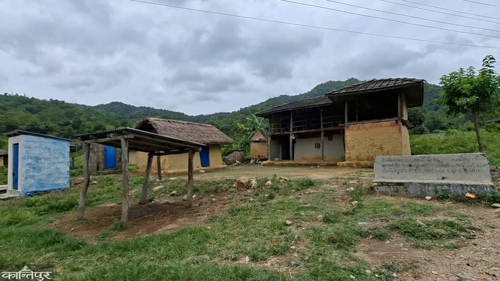 That village where Madan Bhandari was elected general secretary: Where leaders reach, development does not reach