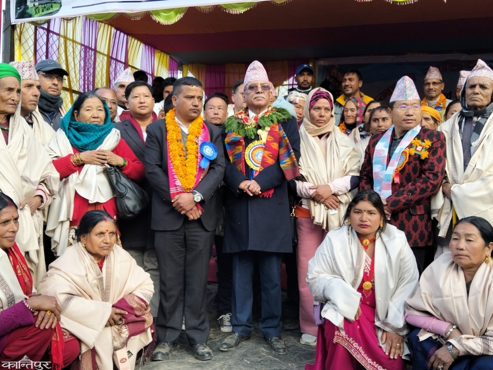 Maoist Chairman Dahal says: This government will collapse as we walk