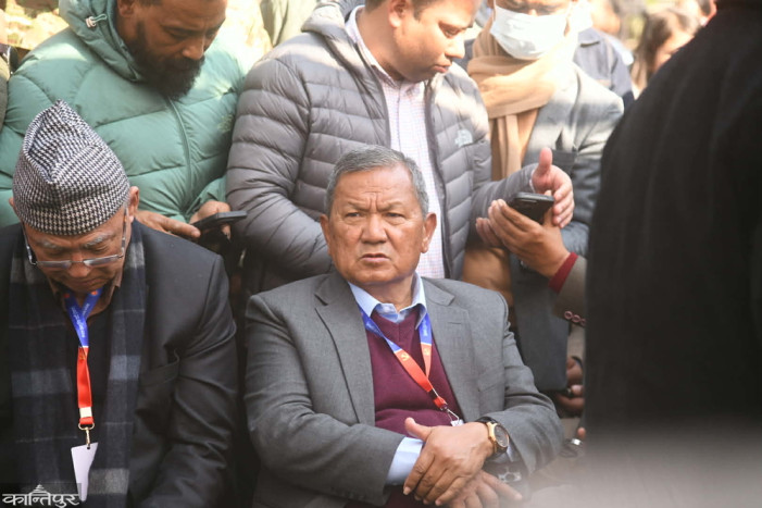 Gurung gets more popular votes than Oli for vice-president among UML office bearers