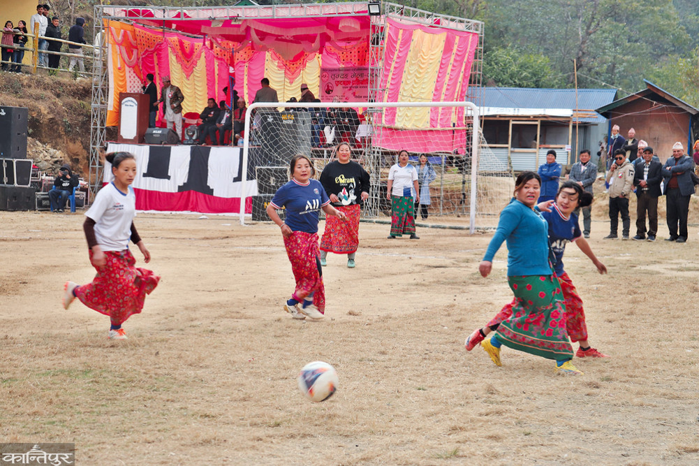 Mom's Soccer Competition