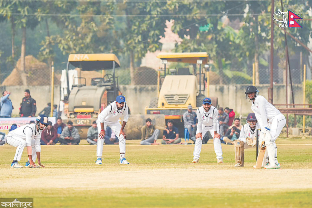Impatient batter, dominating spinner