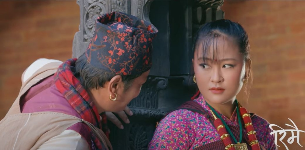 Daya and Rishma in the title song of 'Rimai'