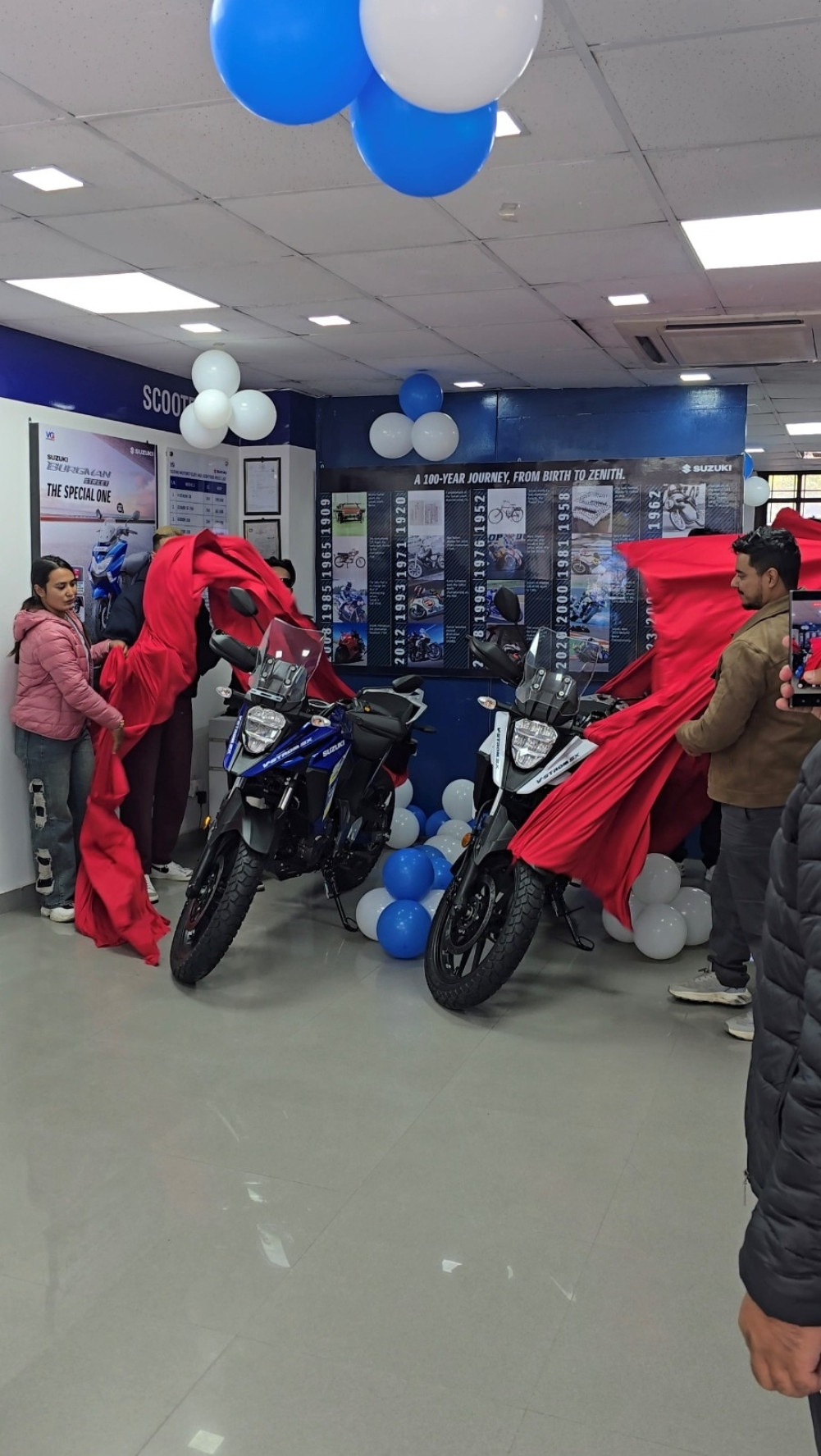Suzuki launches new color variants of V-Strom SX