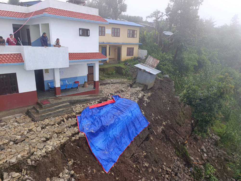 In Sindhupalchowk, ward office, health post and house are at risk due to landslides