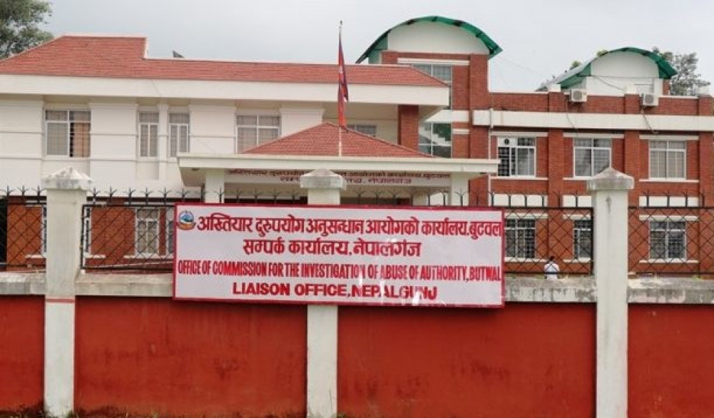 4 arrested for distributing fake driver's license