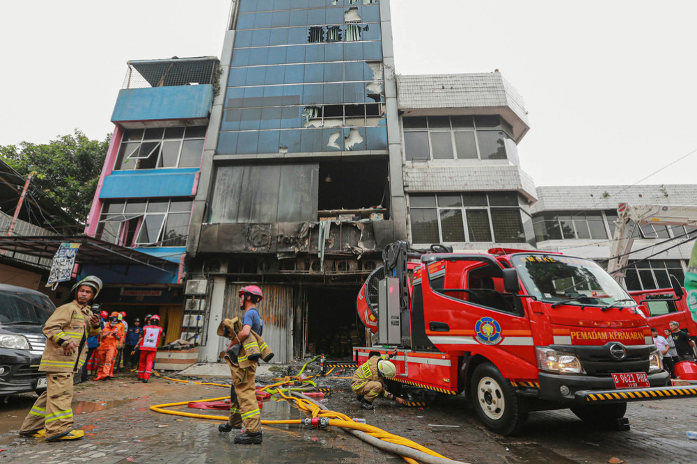 Massive fire in Jakarta, Indonesia, kills 22