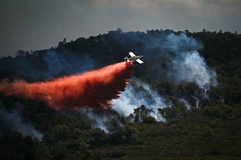 Fires rage across Europe after heatwave, 284 dead in Portugal