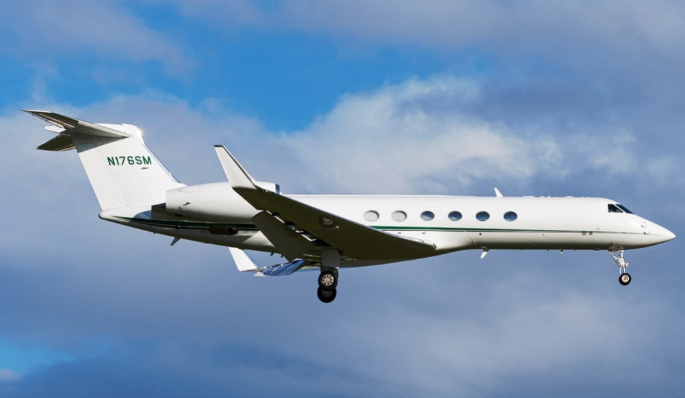 US returning 10 undocumented Nepalis by charter plane