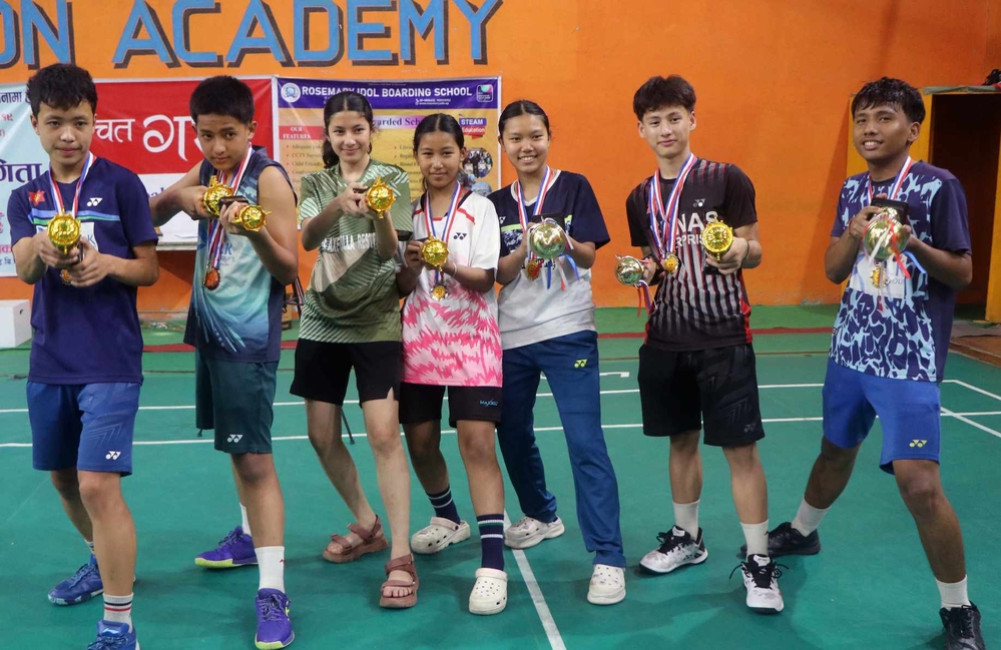 Badminton's Suwin and Rihanna win U-19 gold
