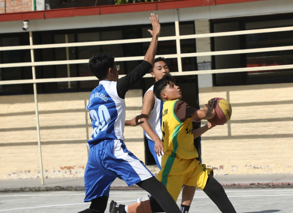 Hames and Marvelous in basketball finals