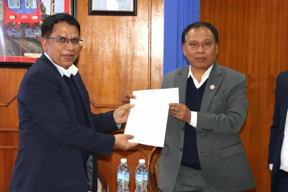 Construction Business Development Council contributes Rs 10 million to Physical Reconstruction Fund
