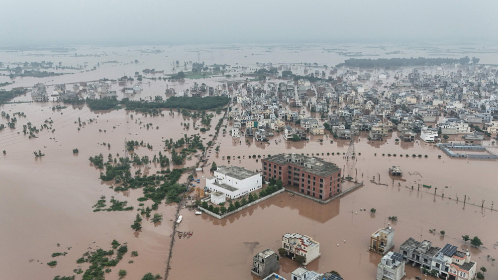 Floods in Pakistan's Sindh: More than 1.6 million people at risk