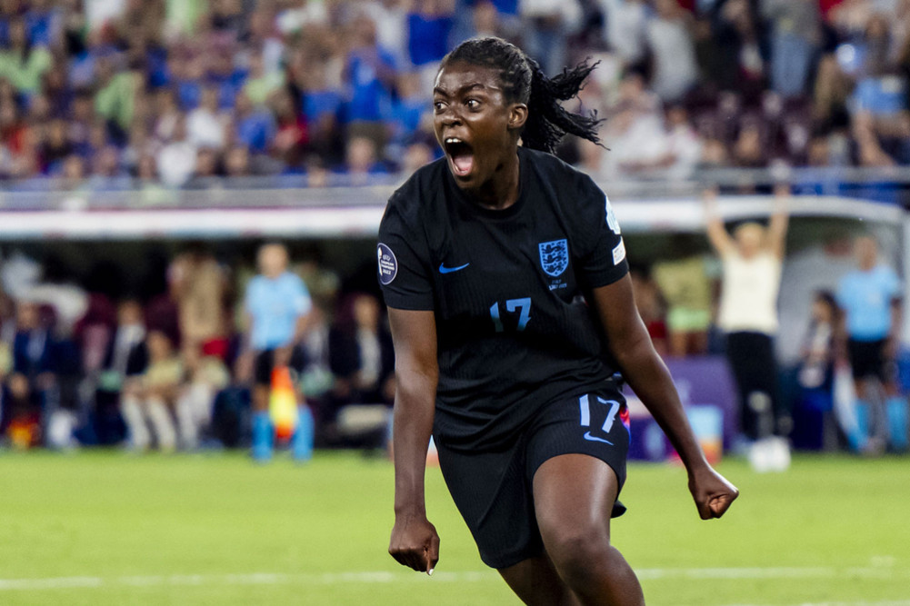 Wembley 'Ball Girl' feat
