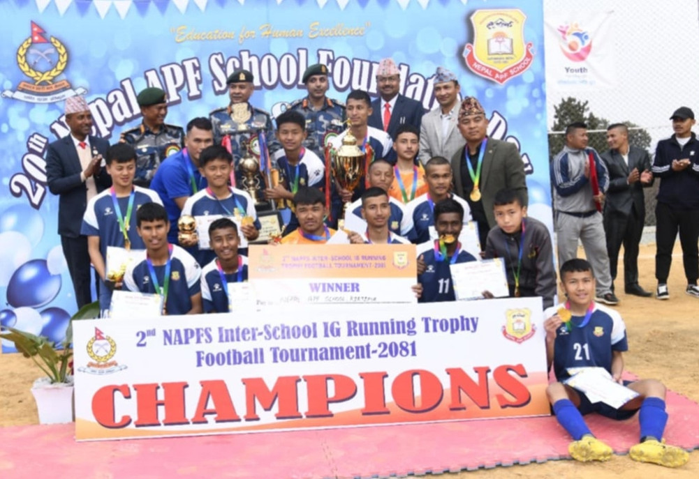 Inspector General Cup to APF School
