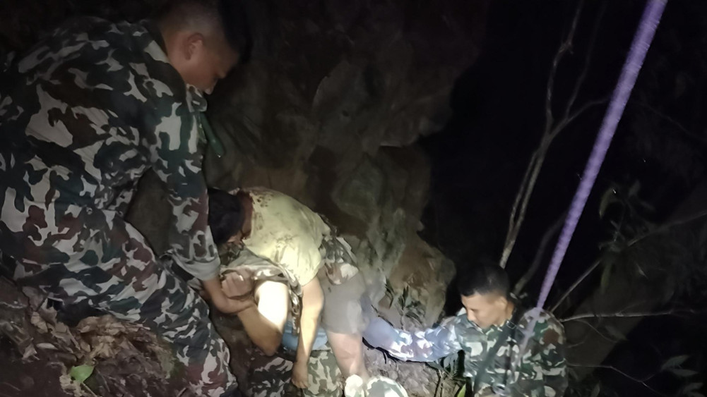 Rescue of missing 13-year-old boy in Jamacho