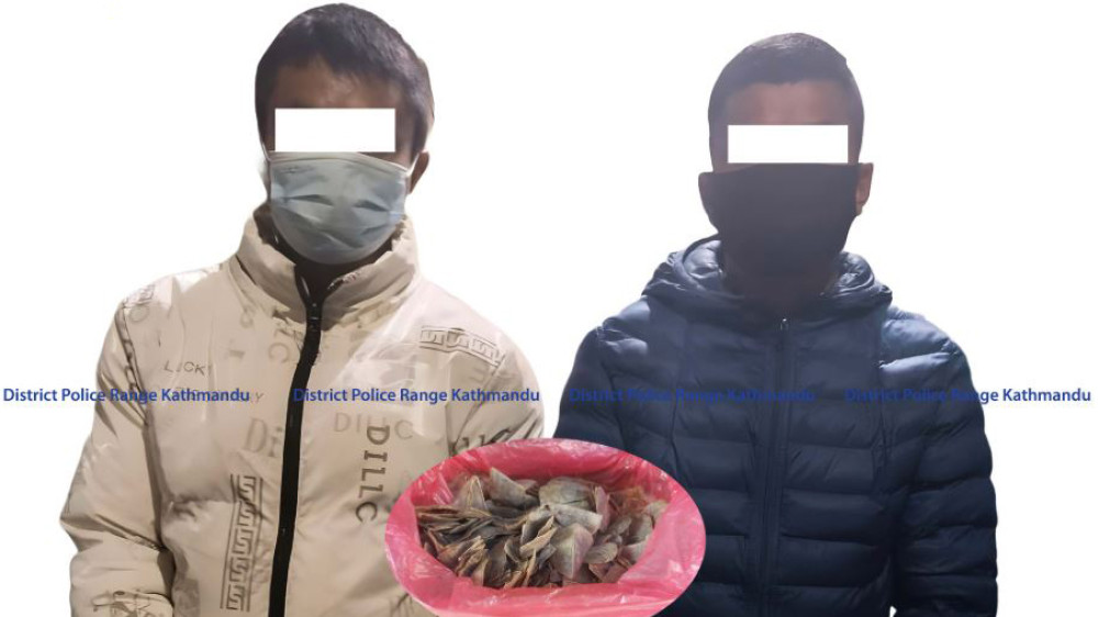 2 people arrested with 770 grams of salak khapta