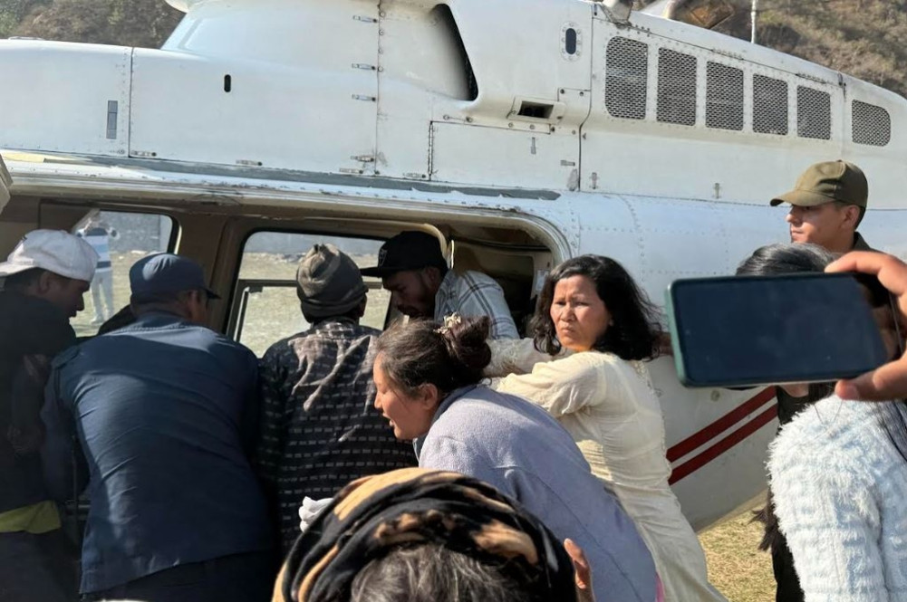 Helicopter rescue of a woman after profuse bleeding