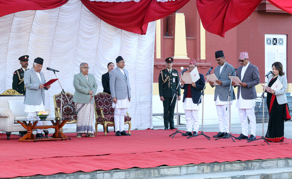 4 ministers take oath