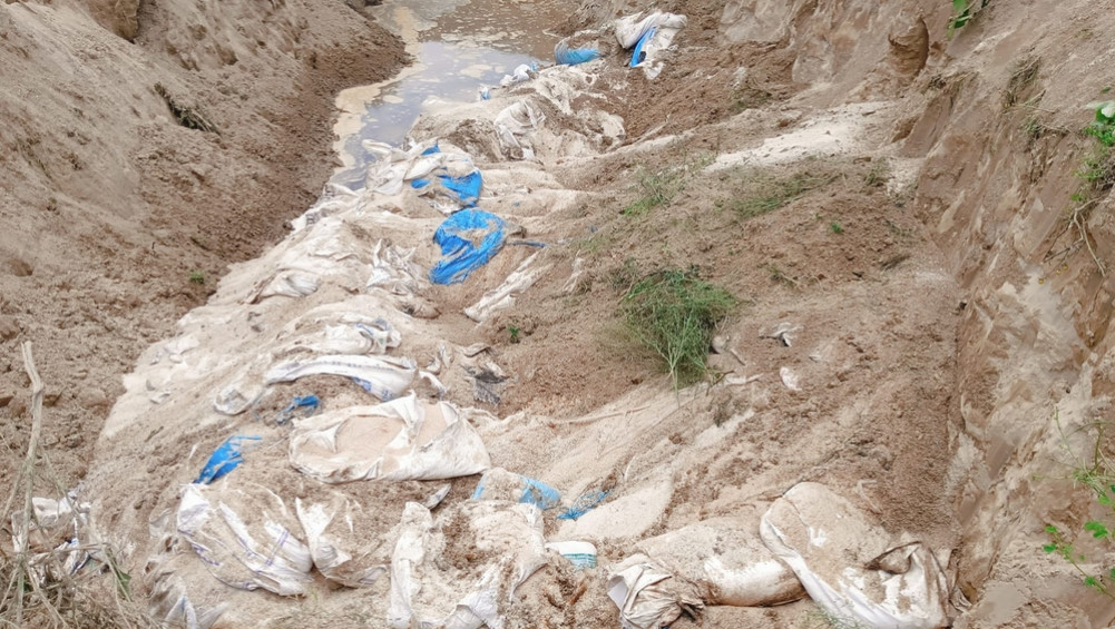 69 tons of sugar destroyed by Maheshpur customs office