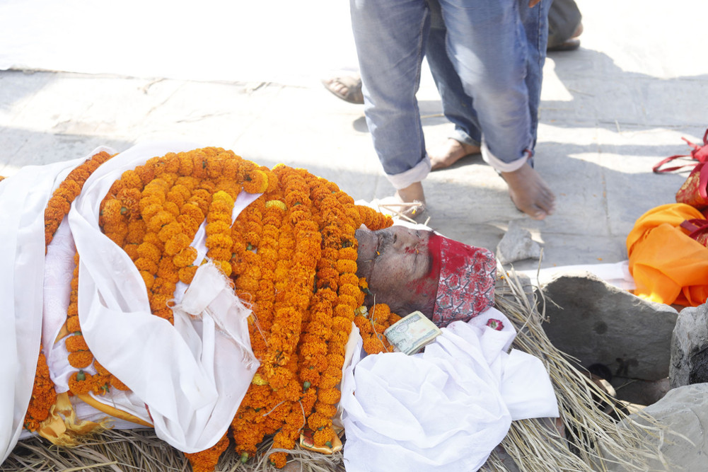 Congress leader Teerthram Dangol passes away, cremated at Teku Dovan