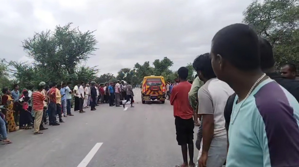 2 people died when a tractor hit a motorcycle