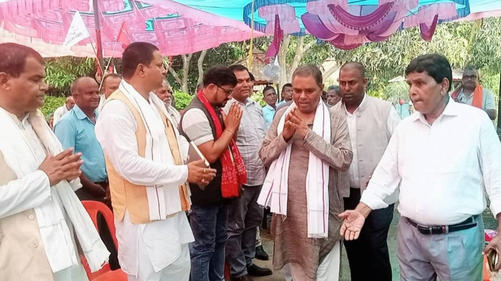 Madhesi leaders are slaves in UML, Congress: President Yadav