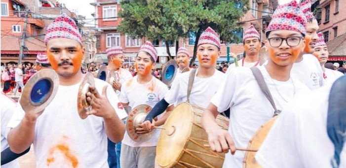 The tribal people who lead folk music
