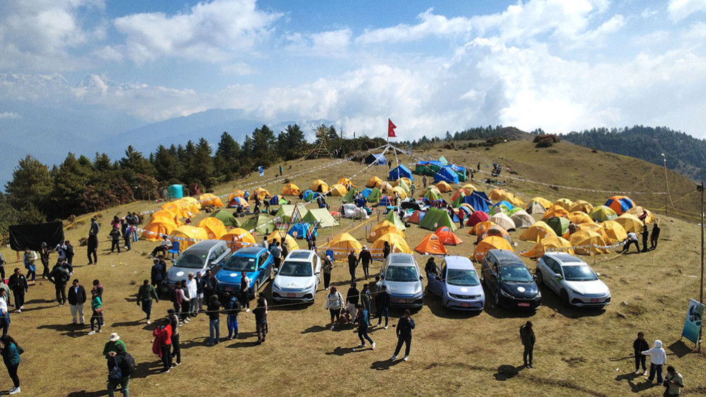 Gauri Tap for a closer look at Everest