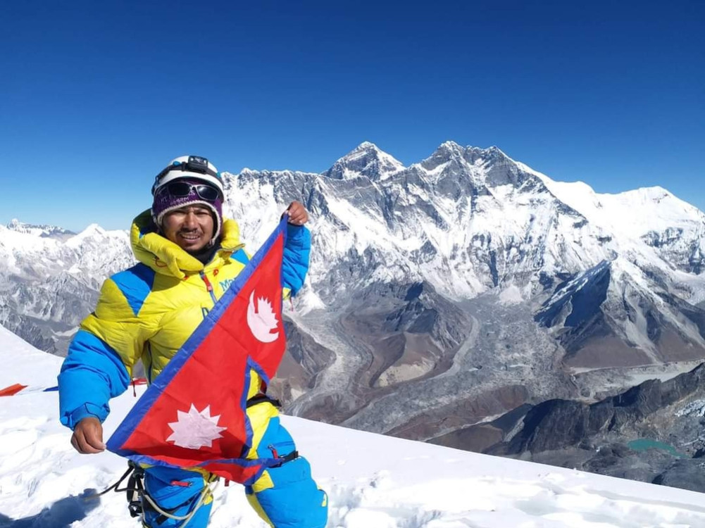 At the 'Seven Summit' with the issue of climate change
