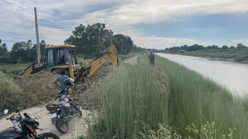 Farmers became angry after not being able to plant rice