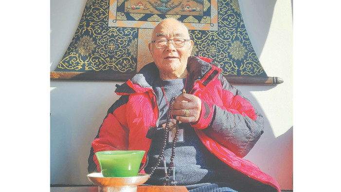 Tenzing Sherpa and Edmund Hillary's Everest companion dies at 93
