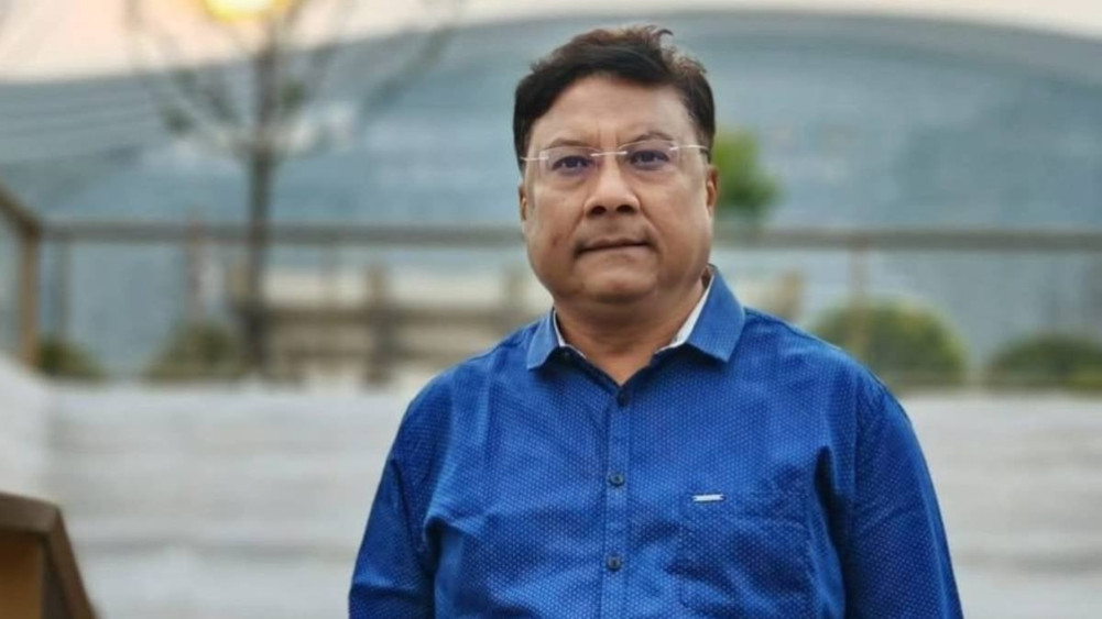 Journalist Shrestha receives 'Devendra Gautam Journalism Award'