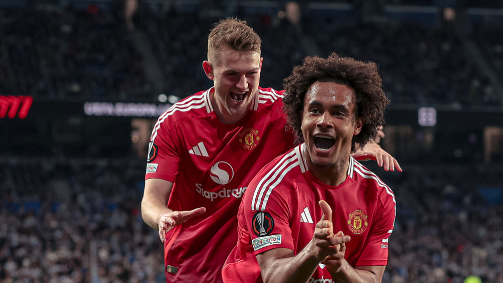 Tottenham defeated, United draw