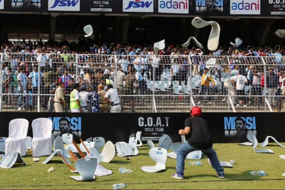 Fans in Kolkata angry after not being able to see Messi