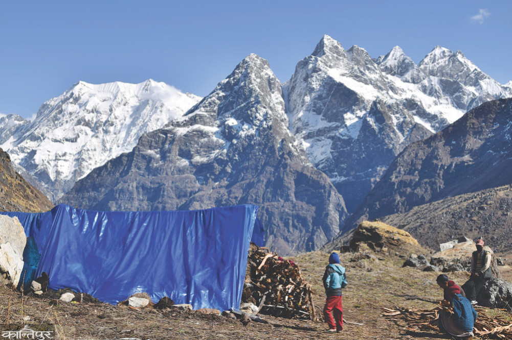 Climate change in the budget: limited to mountains and glaciers