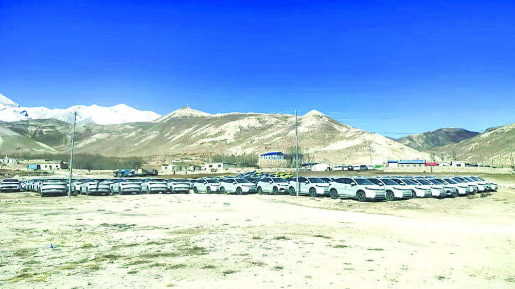 Northern border crossing: Rasuwagadhi closed, Tatopani and Korala partially operational