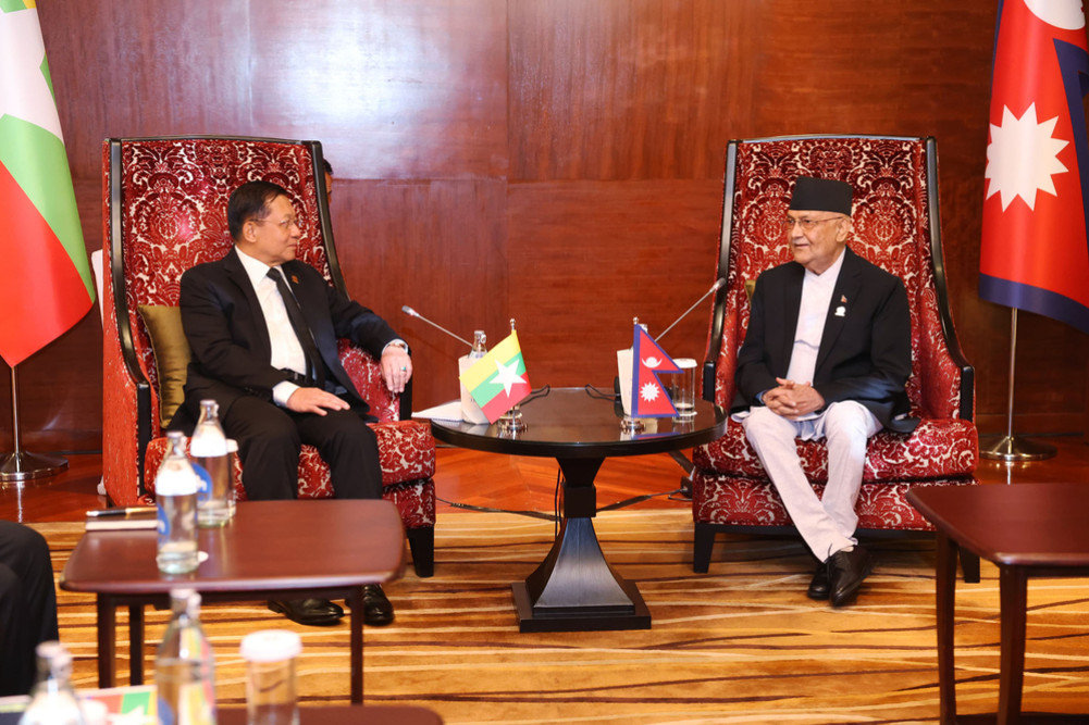 Meeting between Prime Minister Oli and Myanmar Prime Minister Halling