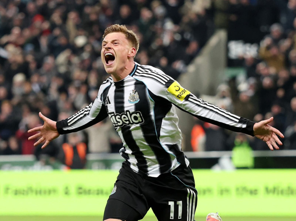 Newcastle shocks City