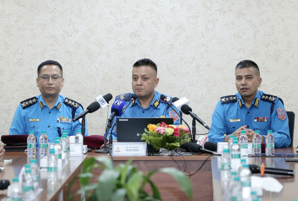 2369 policemen resigned in one year