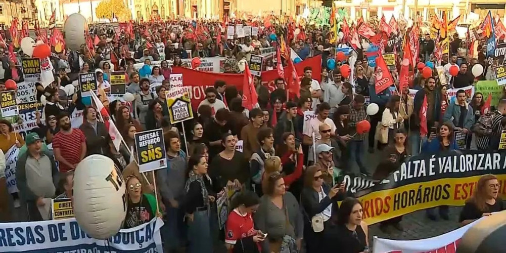 Protests begin in Portugal against proposed labor laws, more than 100,000 workers take to the streets