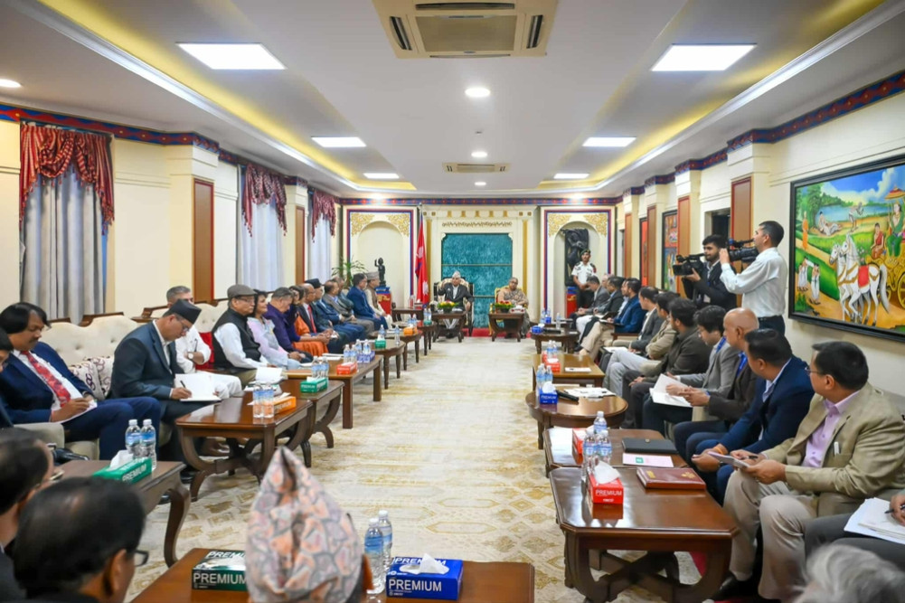 The second level leaders of the major parties participated in the all-party discussion called by the President