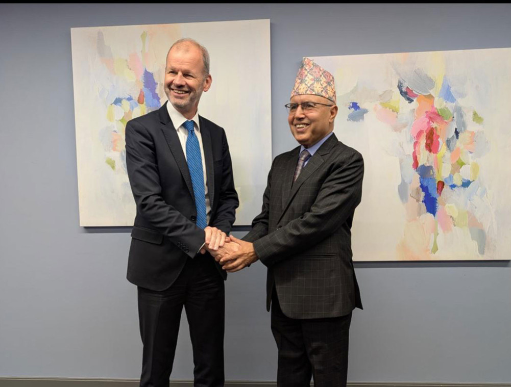 Meeting between Finance Minister Khanal and Vice President of World Bank