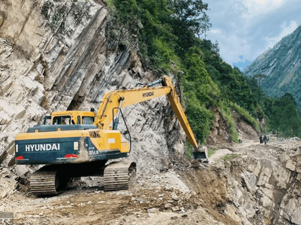 Will Rasuwagadhi pass open before Dasain?